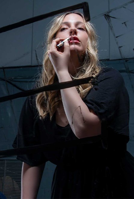 Μπουμπουλίνας 18